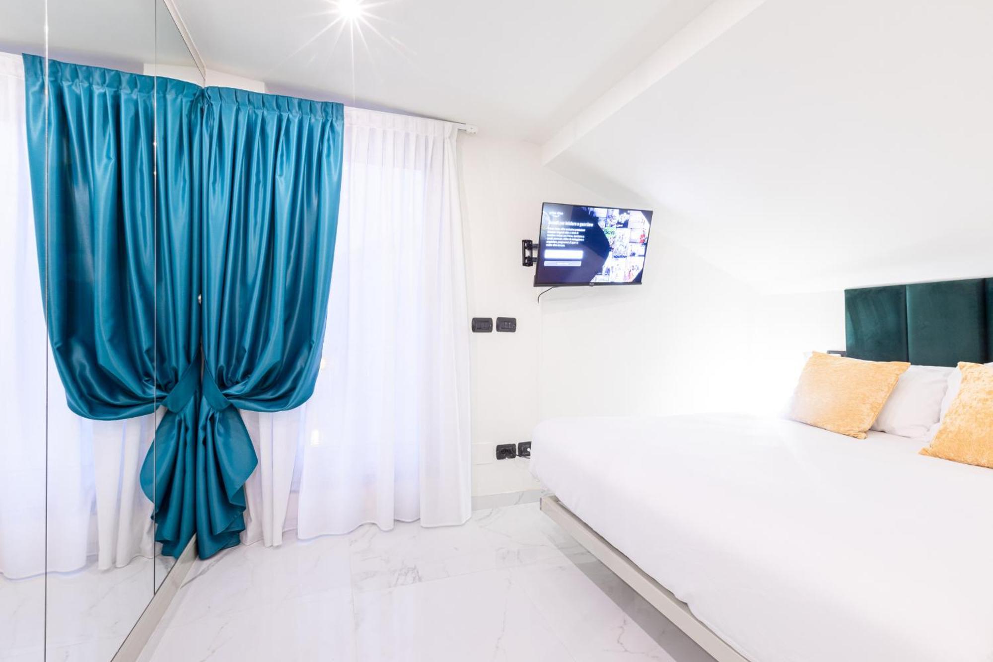 Monte Napoleone Split-Level Terrace Apartment - Top Collection Mailand Exterior foto