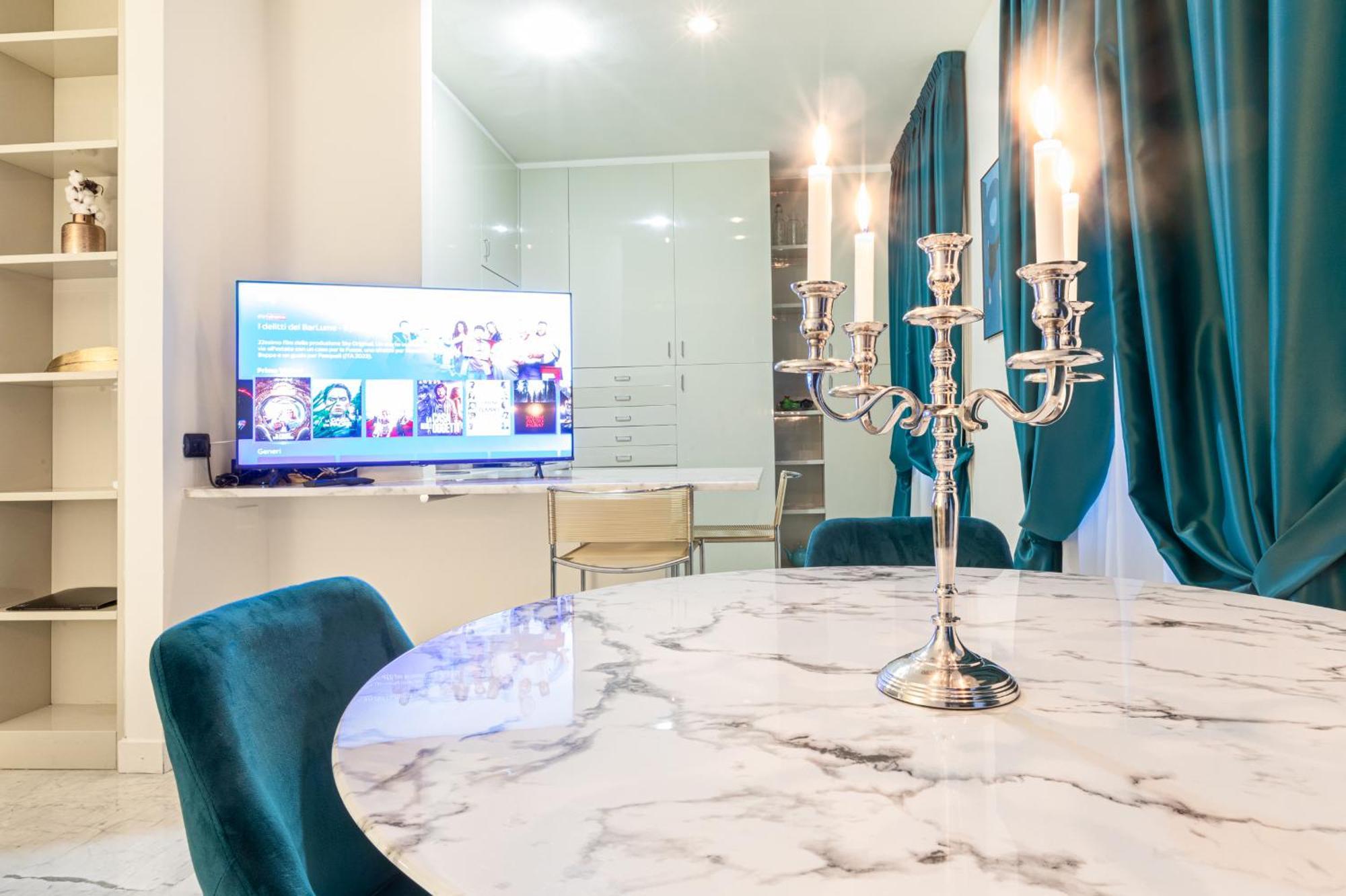 Monte Napoleone Split-Level Terrace Apartment - Top Collection Mailand Exterior foto