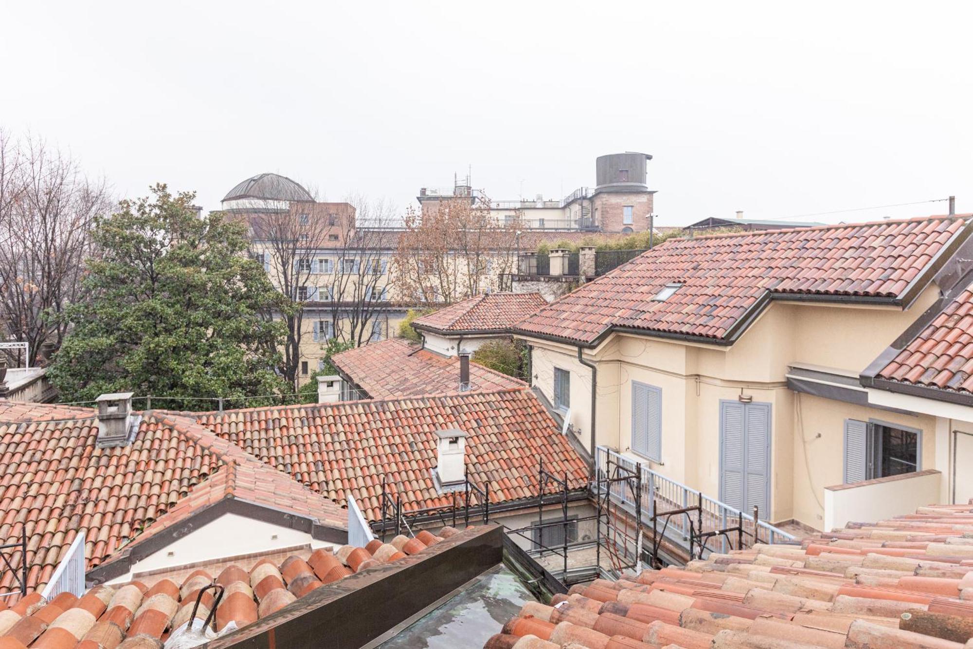 Monte Napoleone Split-Level Terrace Apartment - Top Collection Mailand Exterior foto