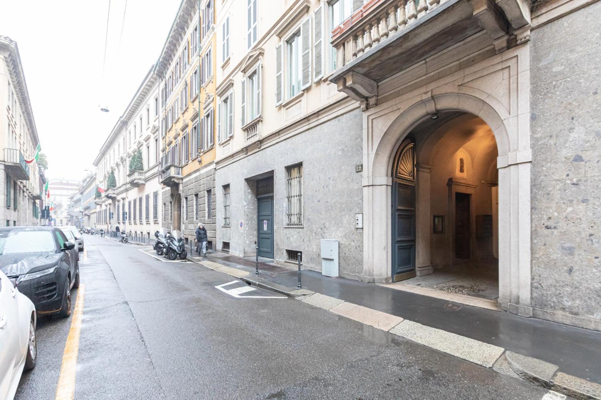 Monte Napoleone Split-Level Terrace Apartment - Top Collection Mailand Exterior foto
