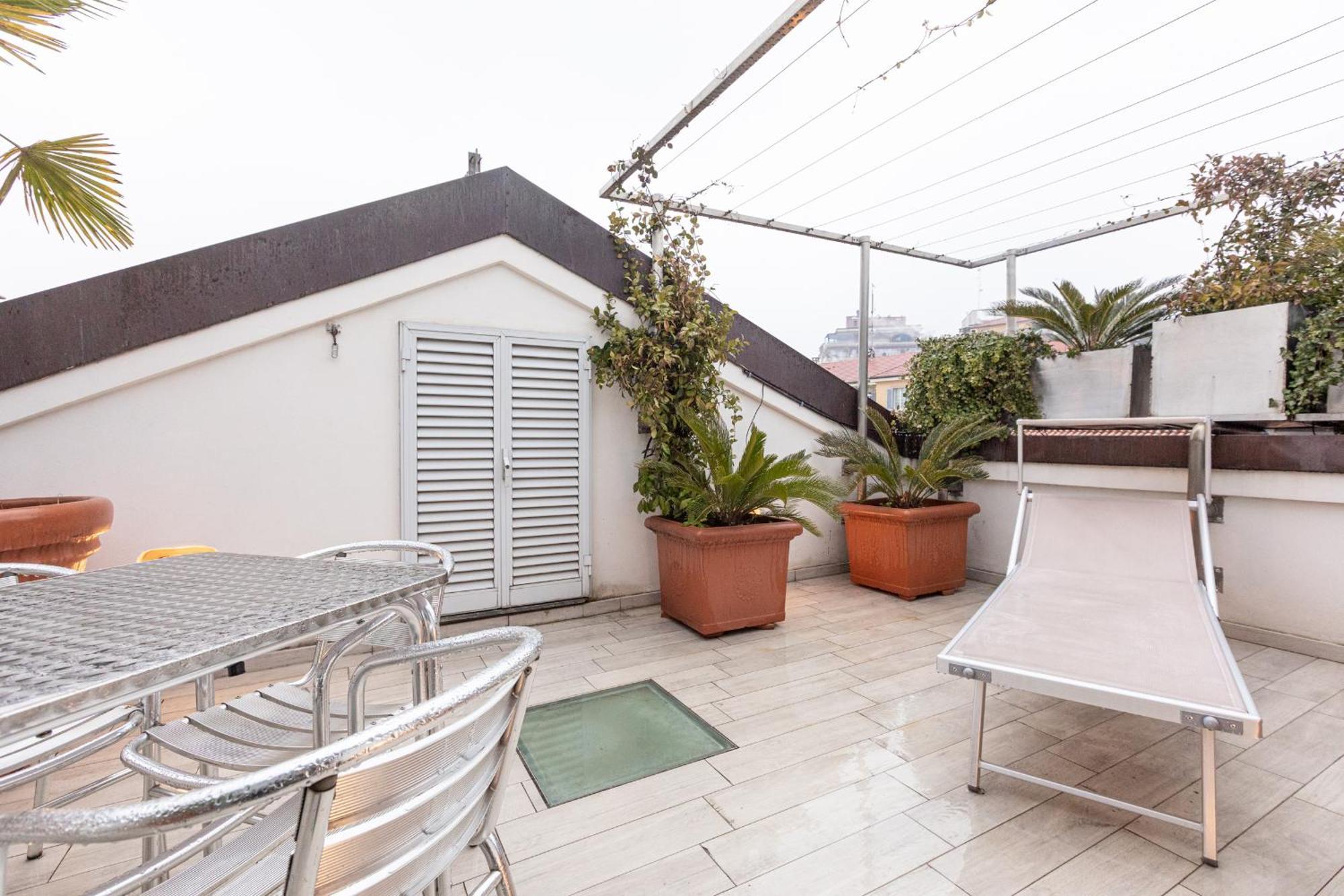 Monte Napoleone Split-Level Terrace Apartment - Top Collection Mailand Exterior foto