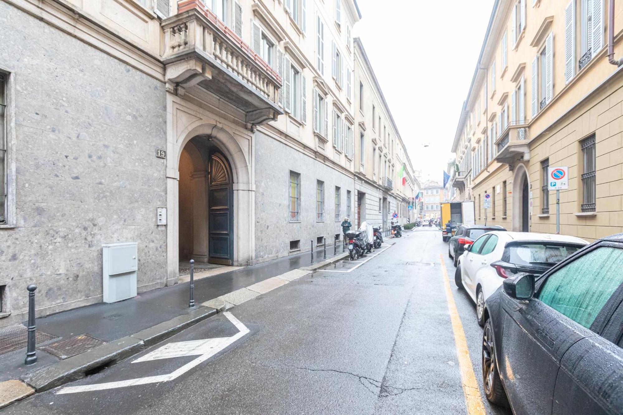Monte Napoleone Split-Level Terrace Apartment - Top Collection Mailand Exterior foto